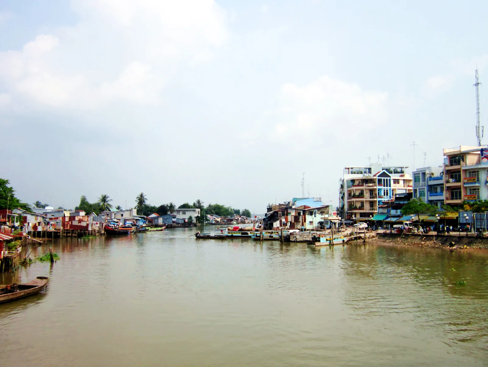 Không gian sông nước Long Xuyên